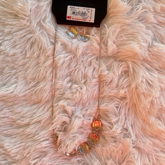 Rose Gold Necklace & Matching Pierced Earring Set - Picture 4 of 5